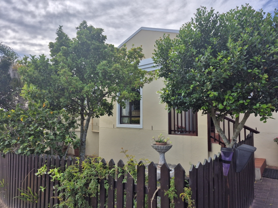 3 Bedroom Property for Sale in Hunters Estate Western Cape